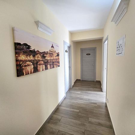 Giulya Guesthouse โรม ภายนอก รูปภาพ