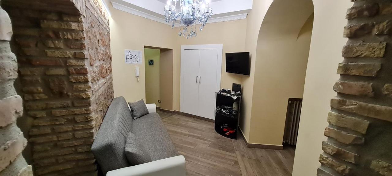 Giulya Guesthouse โรม ภายนอก รูปภาพ